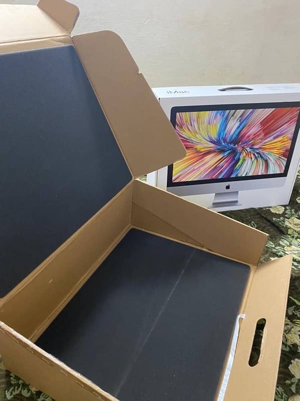 Apple iMac 27 inches 5K Display 2