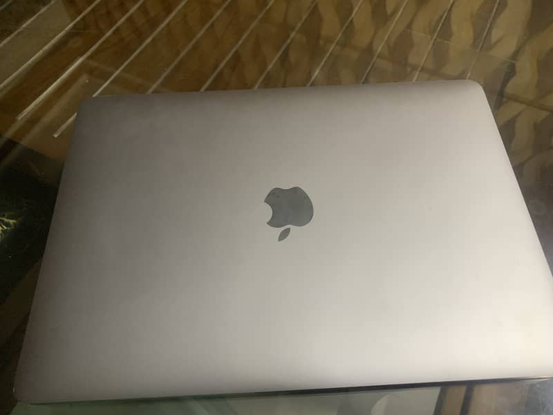 MacBook Pro 13"  2016 - Excellent Condition 3