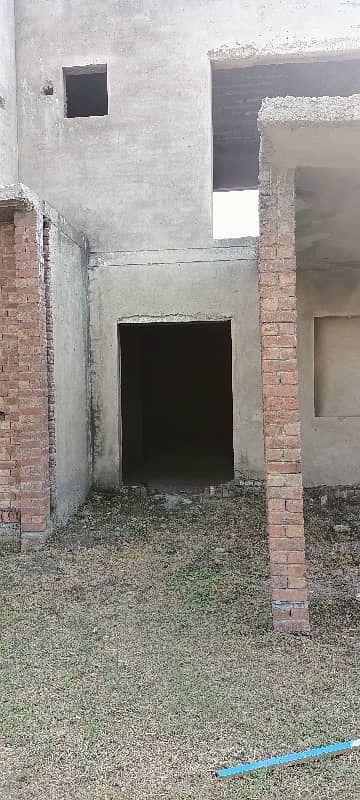 1 Kanal Grey Structure House For Sale Block Q In Khayaban E Amin Lahore. 4