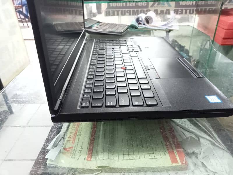 Lenovo Thinkpad p52 workstion 0