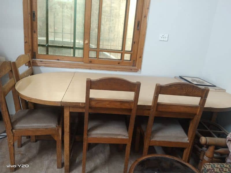 Dining Tables With Chairs 0