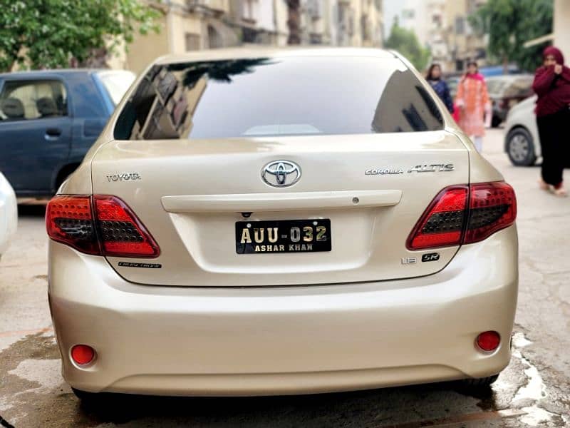 Toyota Corolla Altis 1.8 2011 SR CruiseTronic On My Name 3