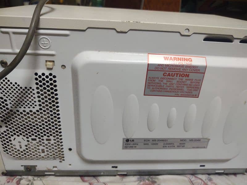 Slightly used LG microwave 2