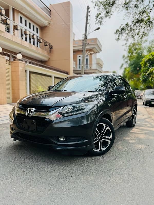 Honda Vezel 2015 X hybrid 1