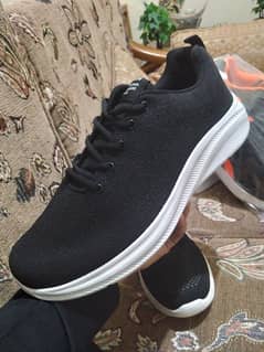 Imported Professional Sakteobard Shoe,Men sneakers,sports, casuals