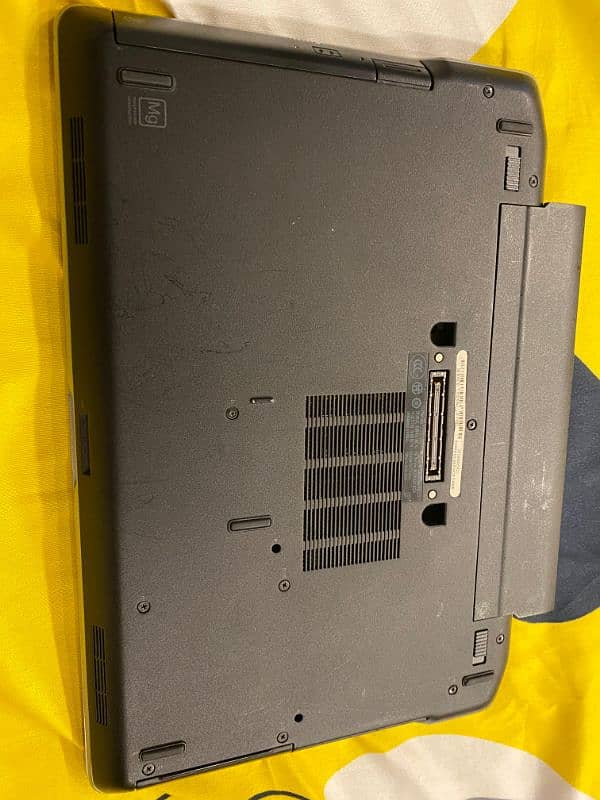 Dell Latitude E6320 core i5 2nd Generation. 4