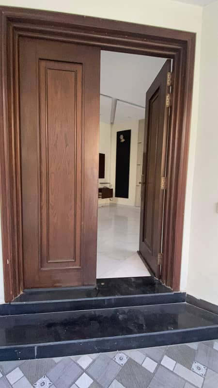 Ultra Luxury Modern Alivated 5 Marla House For Rent in DHA 9 Town Lahore. 3