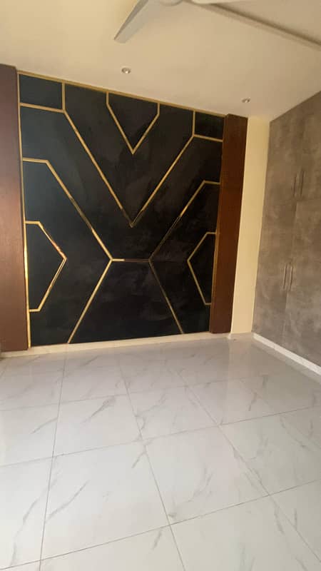 Ultra Luxury Modern Alivated 5 Marla House For Rent in DHA 9 Town Lahore. 8