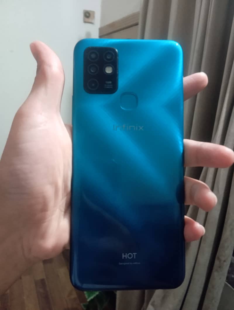 Infinix Hot 10 1