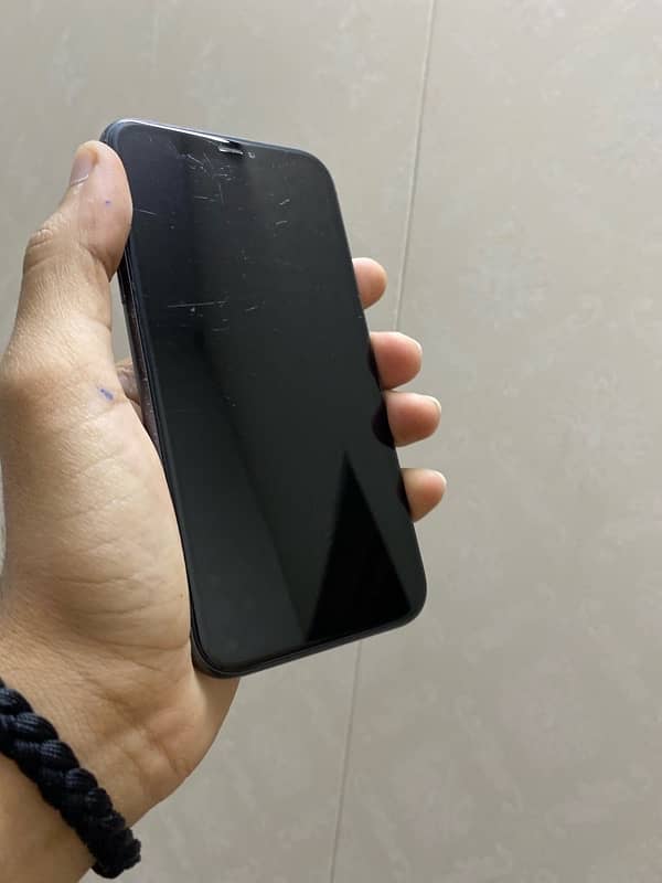 iphone 11 non pta ( factory unlock ) 88% Battery Health 64 GB 3