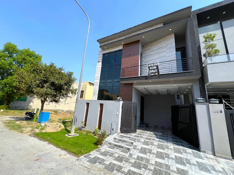 5 Marla Brand New Fully Maintained Modern House At Hot Location For Sale In DHA Phase 9 Town Block C Lahore 1