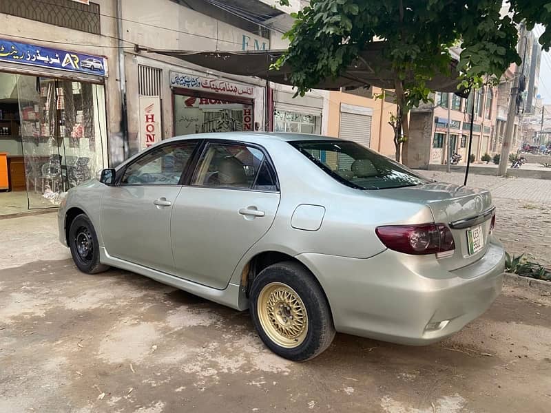 Toyota Corolla Altis 2011 0