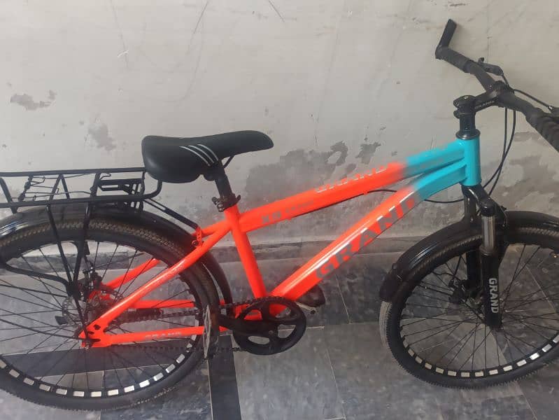 bicycle for sale 1month use just like new in official warranty 1