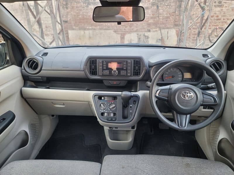 Toyota passo Xs pakage 11