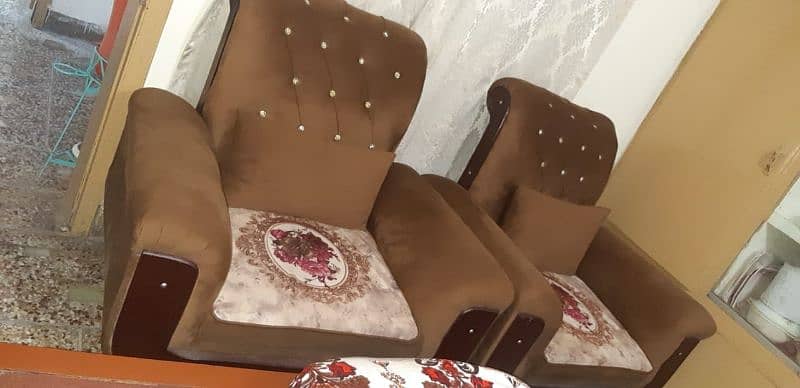 sofa set with 3 tabels 1