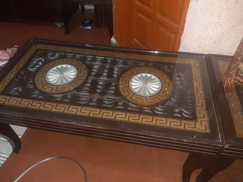 sofa set with 3 tabels 2