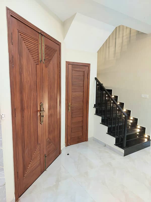 5 Marla Brand New Fully Maintained Spanish House At Hot Location For Sale In DHA Phase 9 Town Block C Lahore. 8