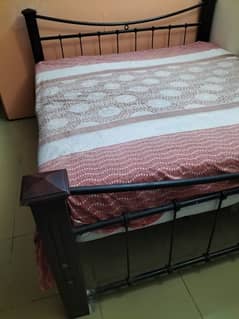 King size bed Iron+Wooden