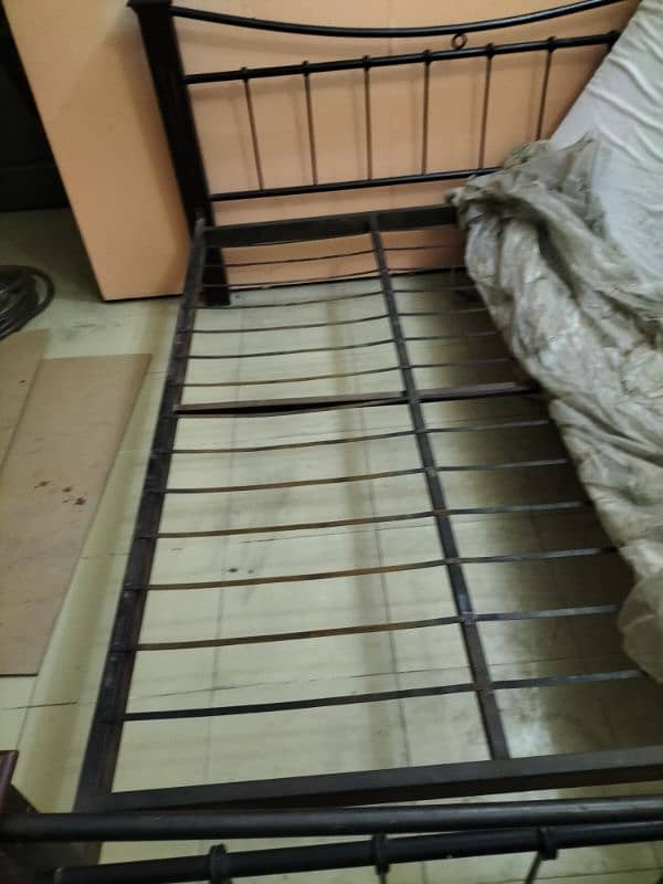 King size bed Iron+Wooden 7