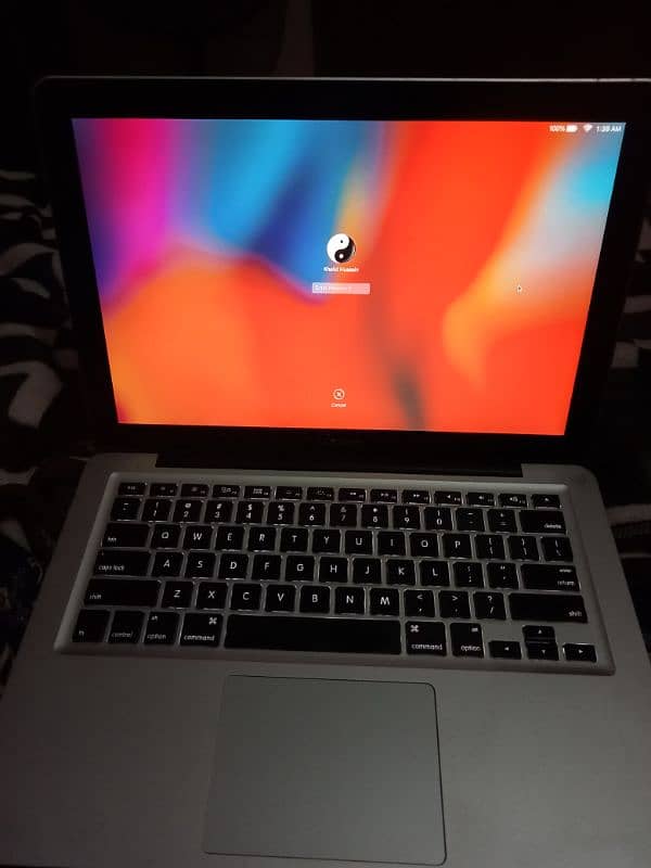 Apple MacBook Pro 2011 (Early) 0