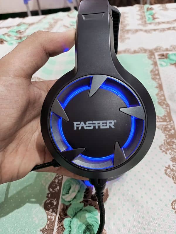 FASTER HEADPHONES 4