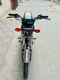 hoNDA 125 