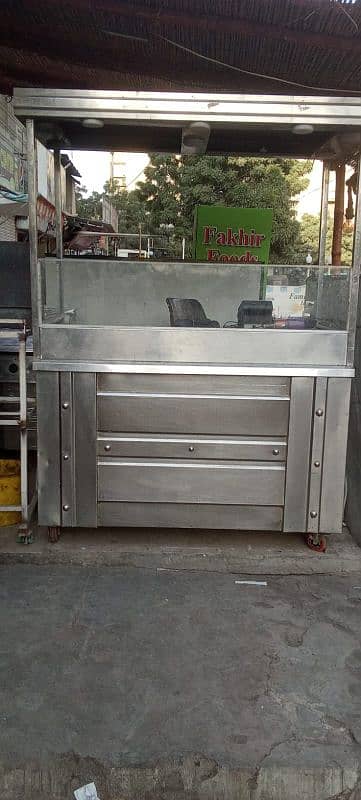 Double bucket fryer and steel counter 14