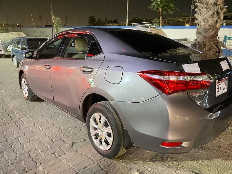 Toyota Corolla GLI 2016 automatic 3