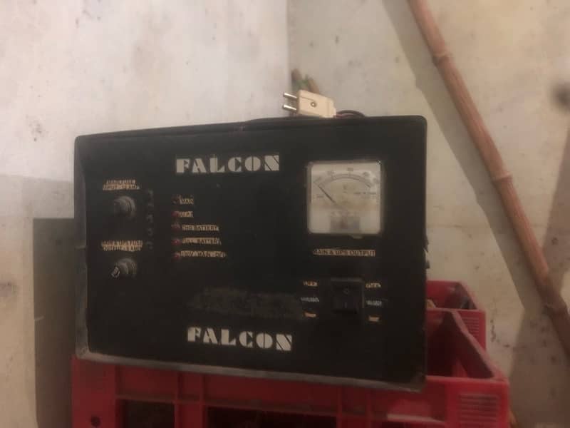 FALCON UPS WITH BATTERY 0