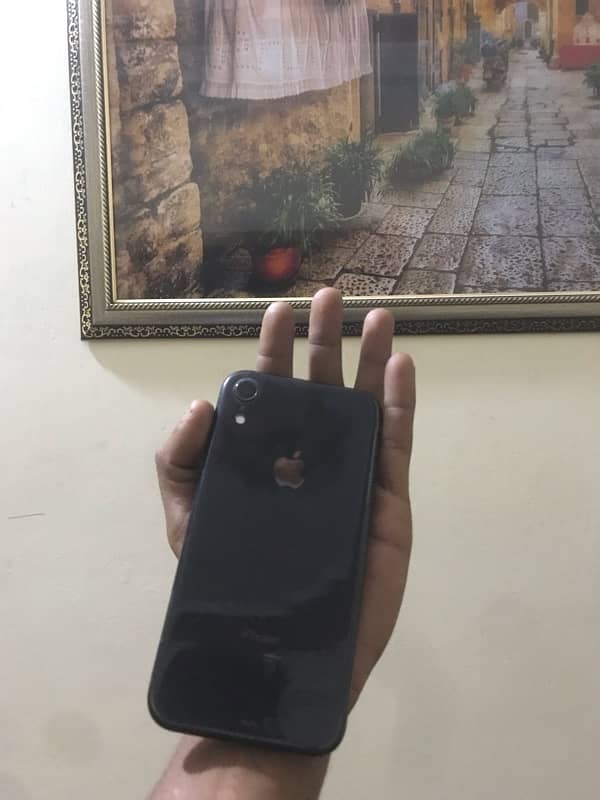 Iphone xr PTA approved 1