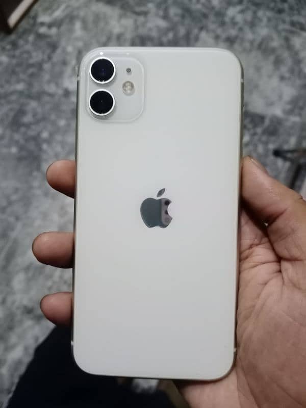 Iphone 11 white 64GB 2month sim time jv 0