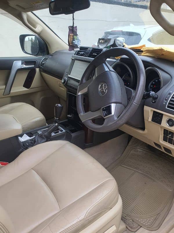 Toyota Prado 2015 11