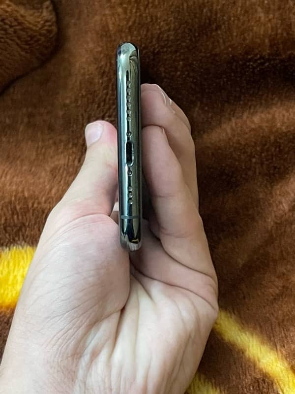 iphone 11 pro PTA approved 2