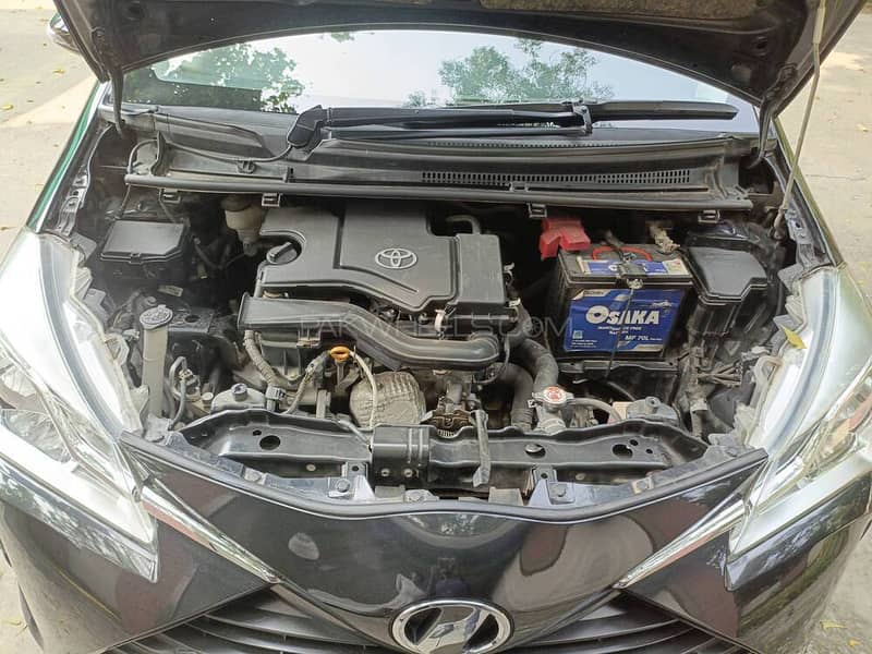 Toyota Vitz 2019 registered 2023 9