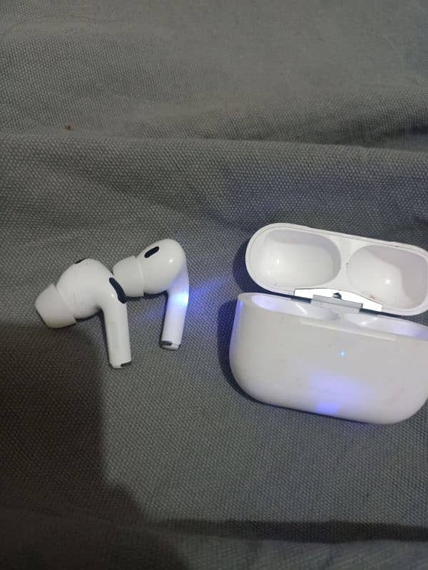 Apple Airpod Pro 5 4