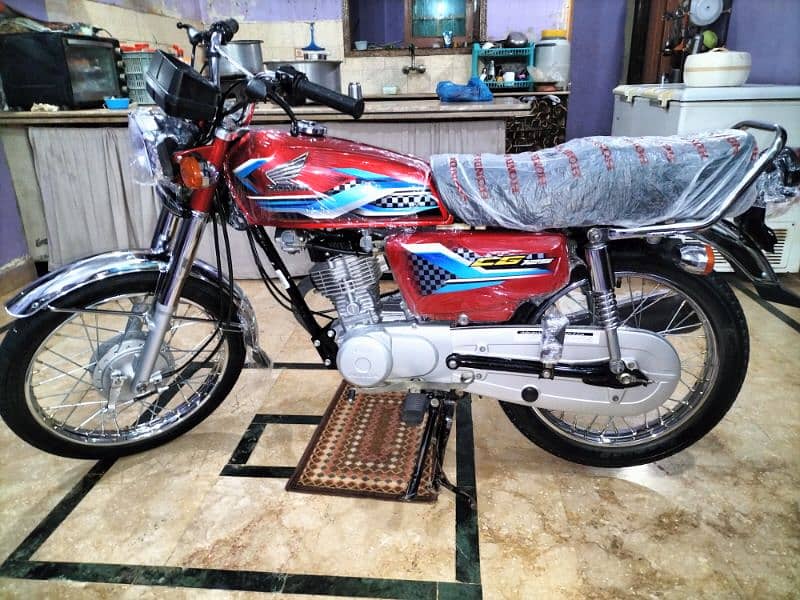 Honda CG 125 2024 first owner zero meter bike 0