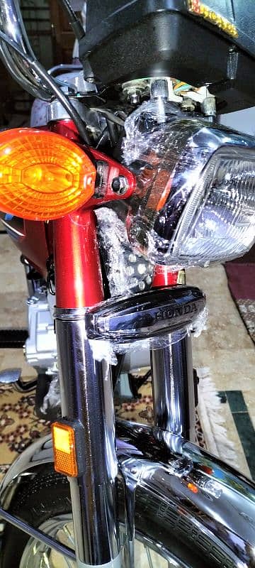 Honda CG 125 2024 first owner zero meter bike 17