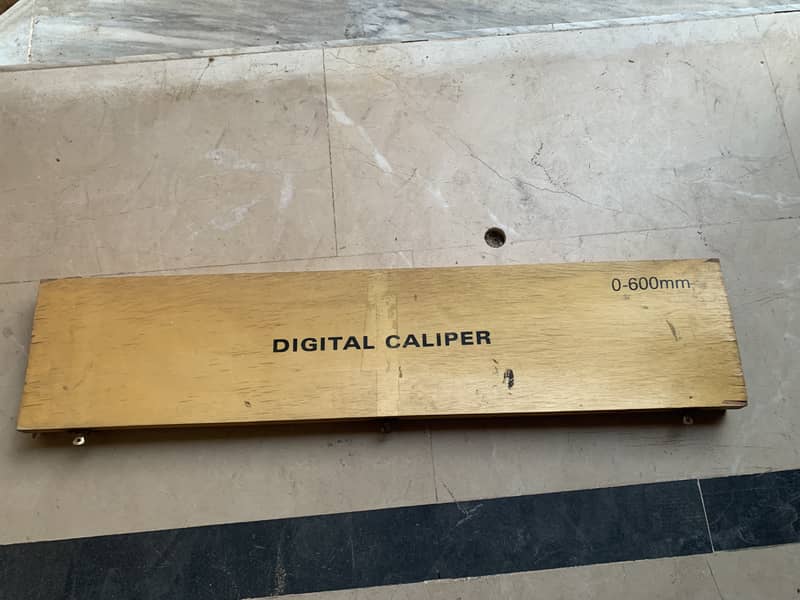 Digital Vernier Caliper 600mm 1