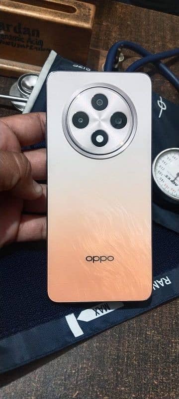 oppo Reno 12f 4g  8gb/256gb(11 month warranty remaining) 0