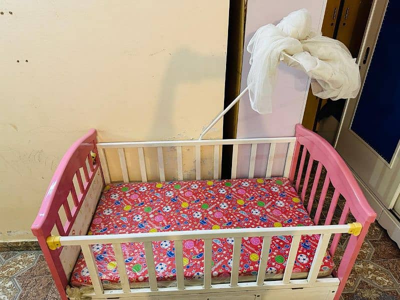 baby crib 1