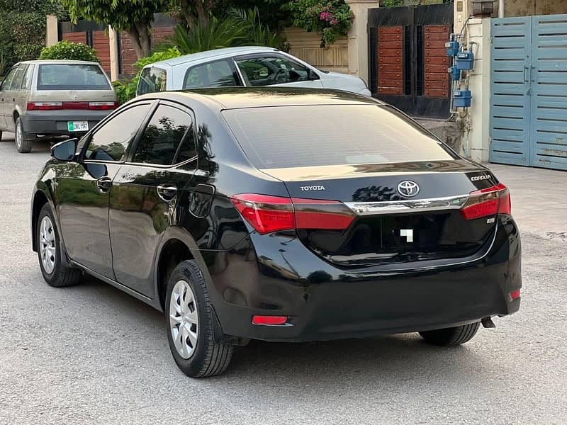 Toyota Corolla XLI 2017 4