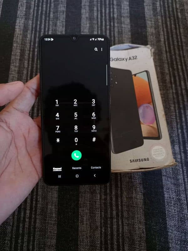 Samsung a32 with box penal chng finger not working 10