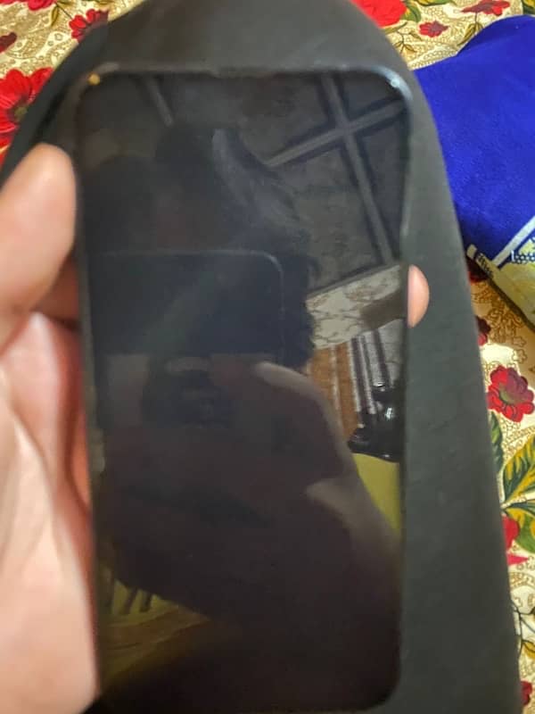 iphone 13jv 10/10 condition urgent sale 3