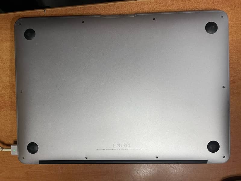 Apple MacBook Air 4