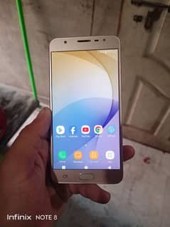 Samsung Galaxy J7 prime