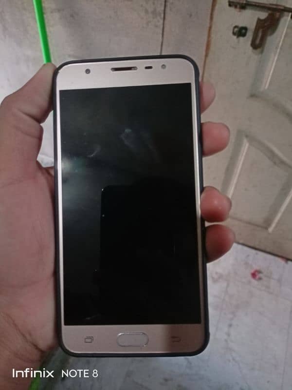 Samsung Galaxy J7 prime 2