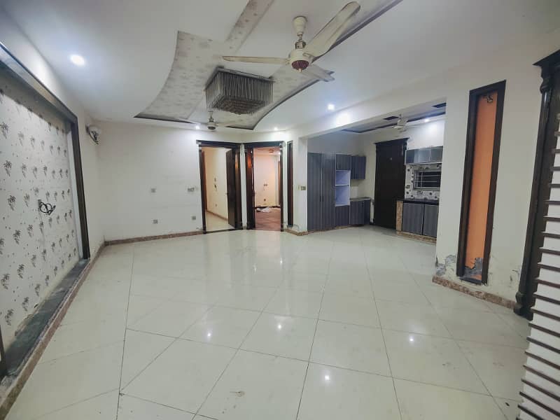 10 Marla House Available For Rent Near Bahria School in Overseas A Block Bahria Town Lahore 2