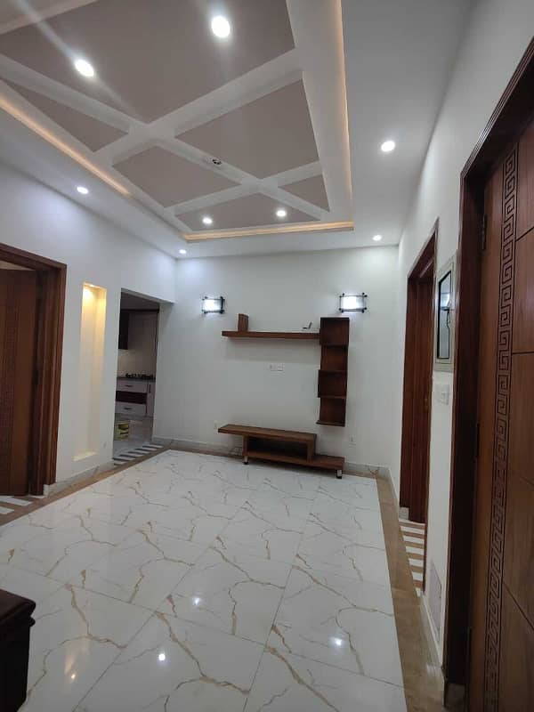 5 Marla Luxury House Available For Rent in CC Block Bahria Town Lahore 5