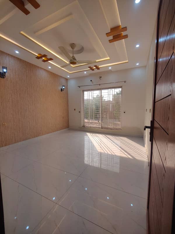 Brand New Luxury 1 Kanal House For Rent In Sector C Bahria Town Lahore 22