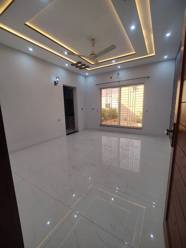 Brand New Luxury 1 Kanal House For Rent In Sector C Bahria Town Lahore 25